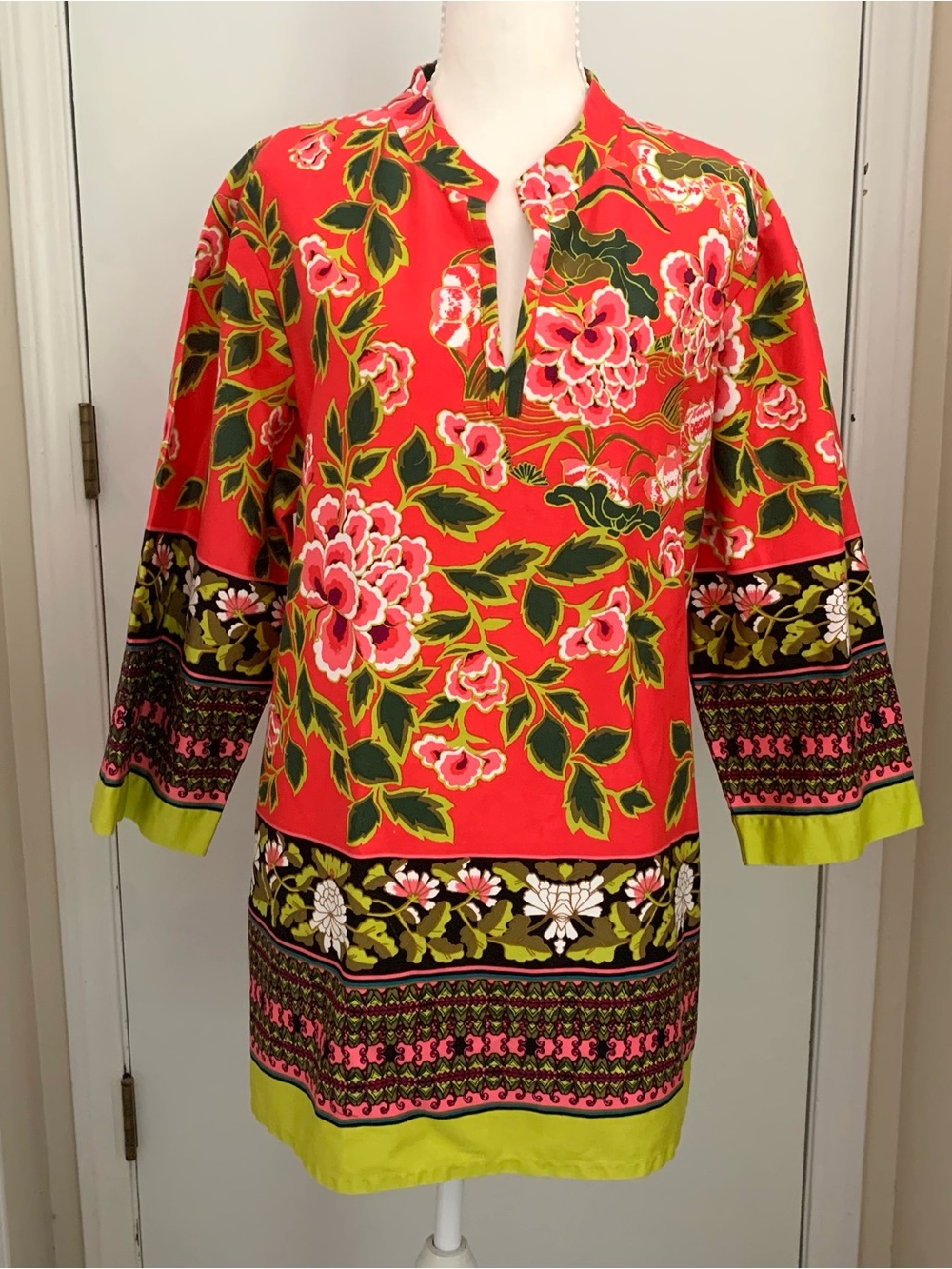 NATORI Alice Through The Looking Glass Bold Floral Kimono Sleeve Tunic Top Sz XL